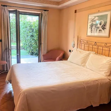 Chic Tivoli Baths Apartment *