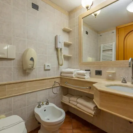 Chic Tivoli Baths *